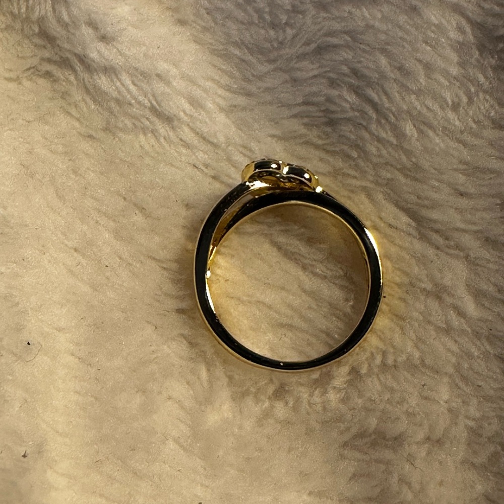 CZ Heart shape size 7 ring 14 K Gold over Sterling Silver. - Picture 3 of 4